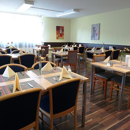 Central Hotel Winnenden Bagian luar foto