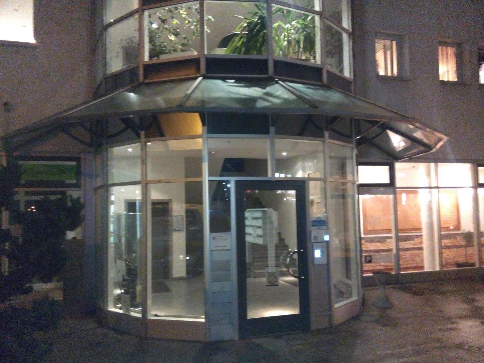 Central Hotel Winnenden Bagian luar foto